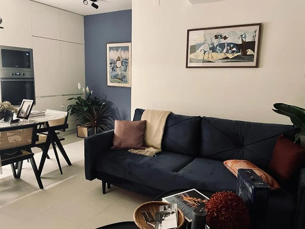 Picasso Apartament Ταβίρα 0*,